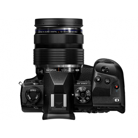 OLYMPUS OM-D E-M1X+12-40/2,8+In omaggio zoom OLYMPUS M.ZUIKO ED 12-40/2,8 PRO BLACK (OL578)