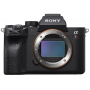 SONY ALPHA 7R IV + FE 24-70/2,8 GM (SONY ITALIA)  Garanzia SONY 2+1 (SS241)