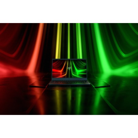 Razer Blade 14 RZ09-0427NGA3-R3G1 notebook 6900HX Computer portatile 35,6 cm (14") Wide Quad HD AMD Ryzen™ 9 16 GB DDR5-